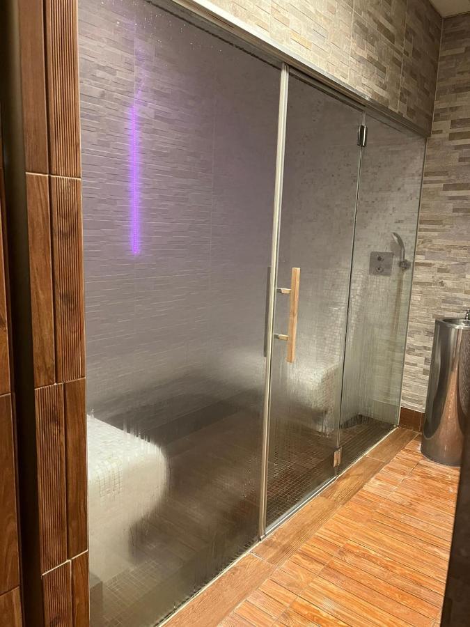 בודפשט Luxury Apartment Dunapest With Spa And Pool מראה חיצוני תמונה